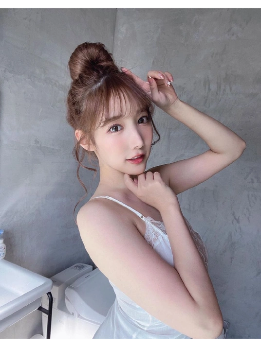 奥本海默封面
